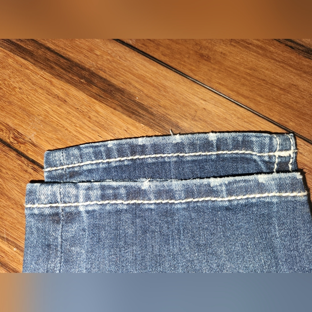 Women's Miss Me Jeans - Picture 10 of 10